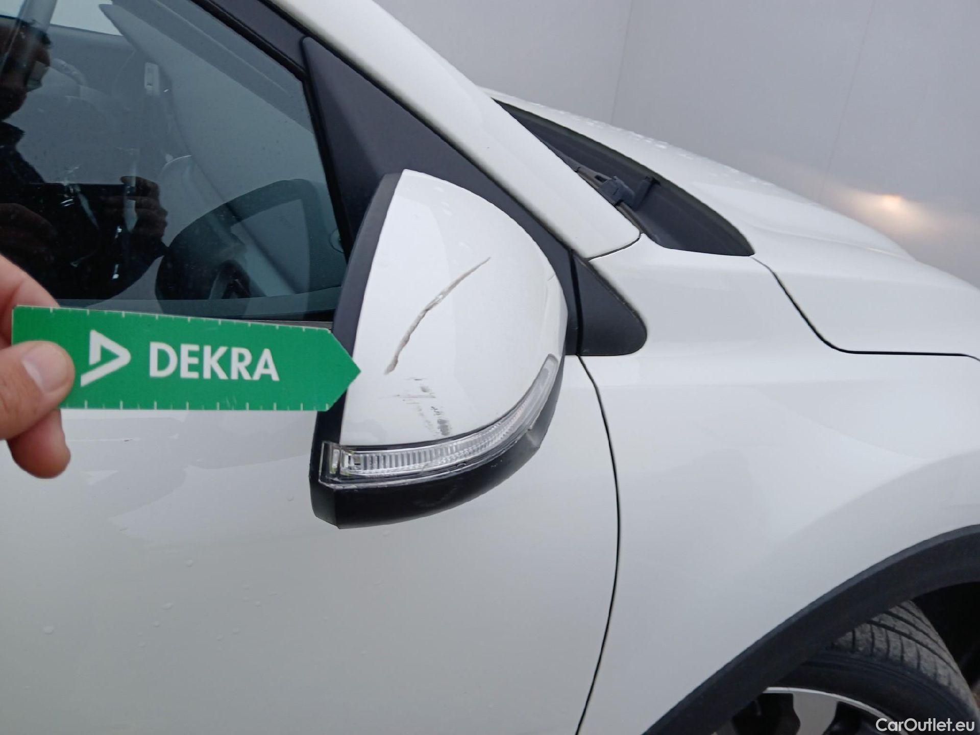  KIA  STONIC KIA  / 2017 / 5P / todoterreno 1.0 T-GDi 74kW (100CV) MHEV iMT Drive #39