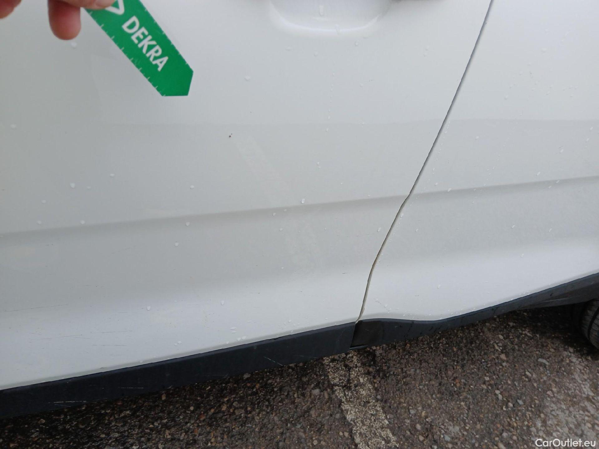  KIA  STONIC KIA  / 2017 / 5P / todoterreno 1.0 T-GDi 74kW (100CV) MHEV iMT Drive #15