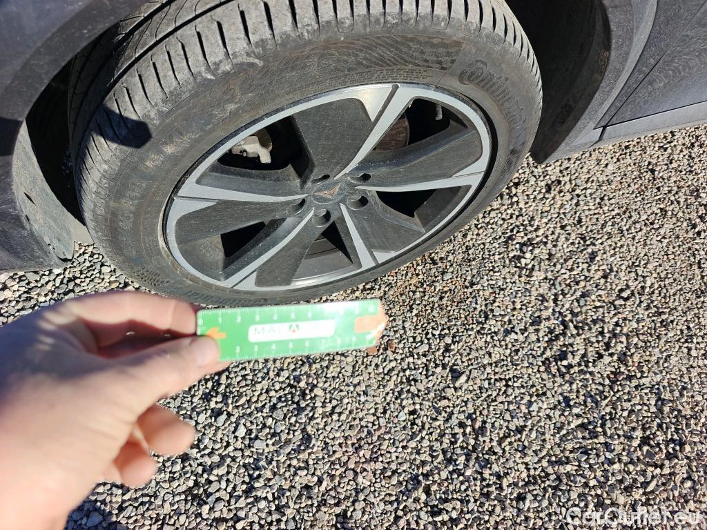  Cupra  Formentor CUPRA  / 2020 / 5P / todoterreno 1.4 e-Hybrid 150kW (204 CV) DSG (AC) #8