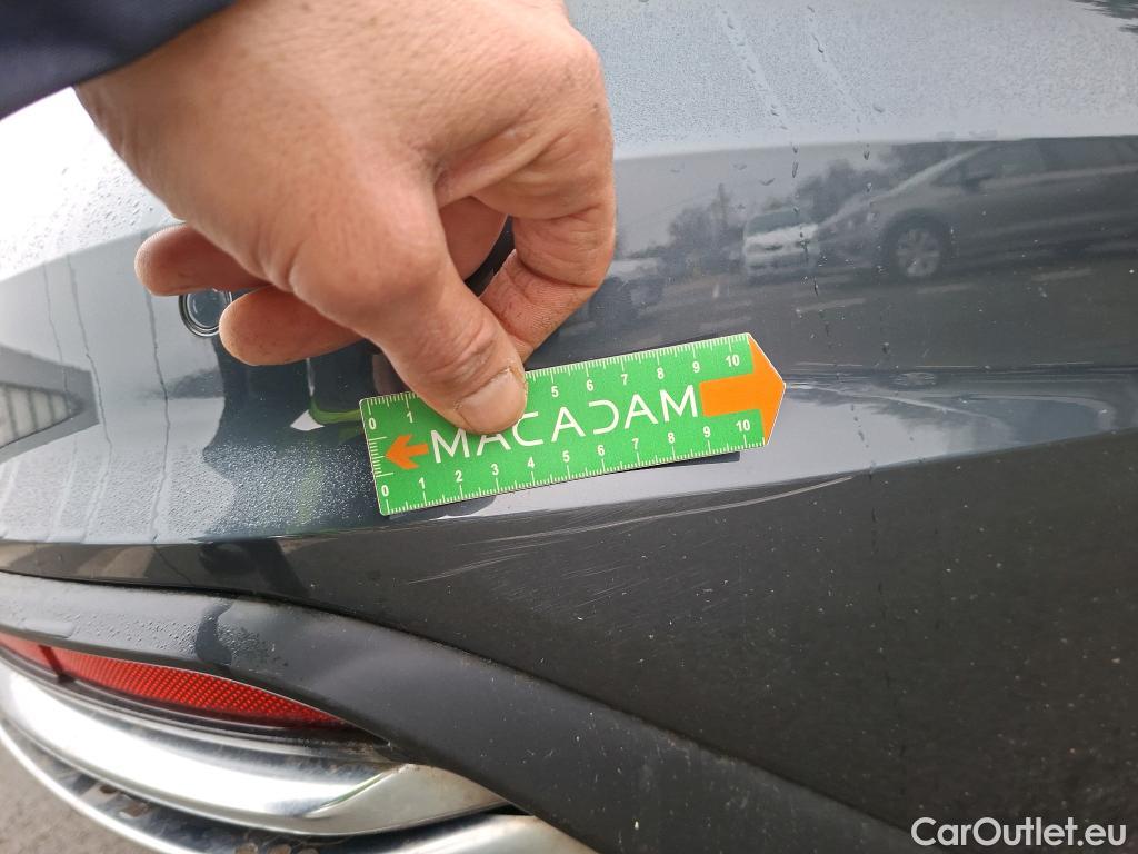  Audi  A4  Avant 30 TDI Business Line 2.0 TDI 135CV BVA7 E6d #15