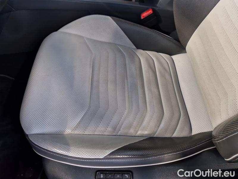  Volkswagen  Arteon  (3H8)(2020)  2.0TSI 206 Elegan 4M AT #13