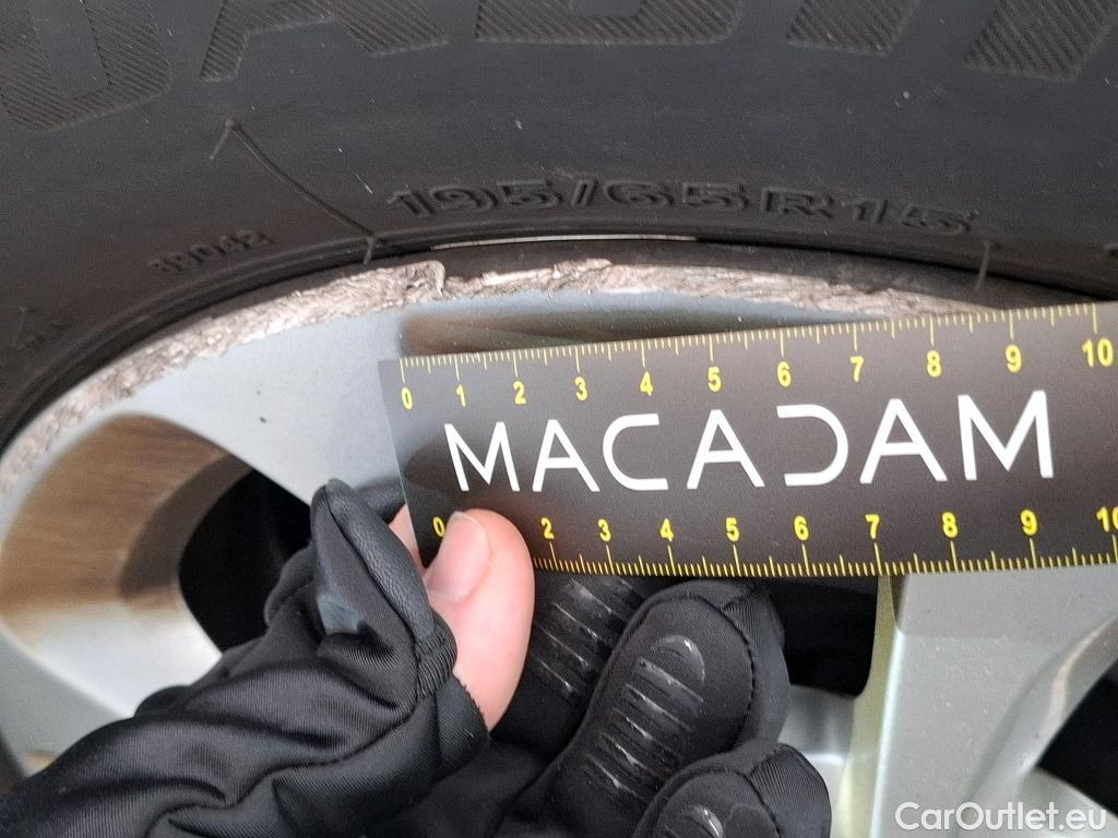  Citroen  C3  Société Feel Nav 1.5 BlueHDI 100CV BVM5 E6dT #35