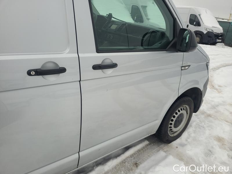  Volkswagen  Transporter T6  (2015) Tra.2.0TDI 75 KR 4d #9