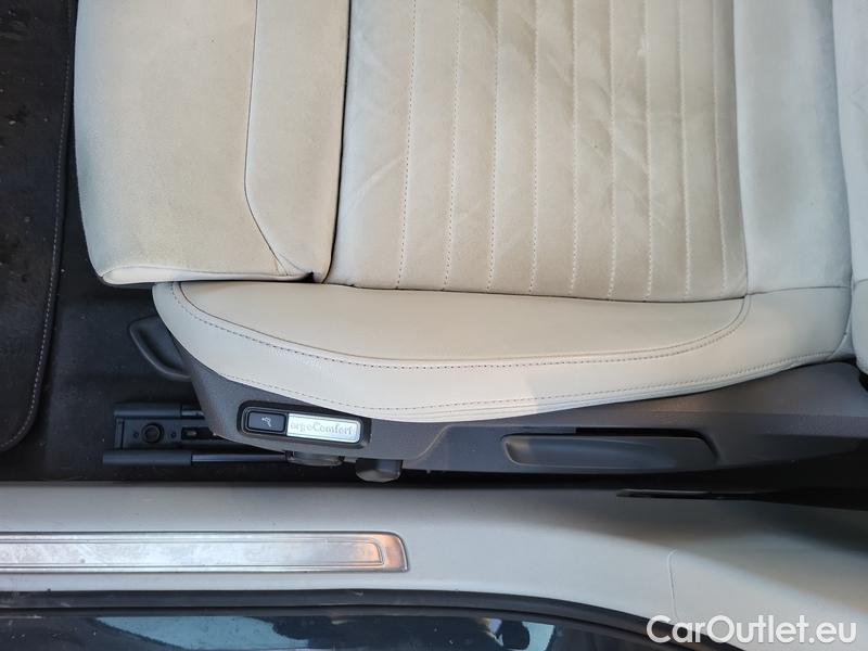  Volkswagen  Passat  Variant (CB5) (2019) Pas.Var.2.0TDI 110 Elegance #11