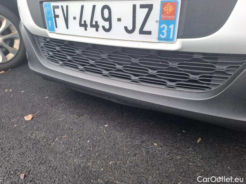  Citroen  C3  Société Feel 1.5 BlueHDI 100CV BVM5 E6dT #12