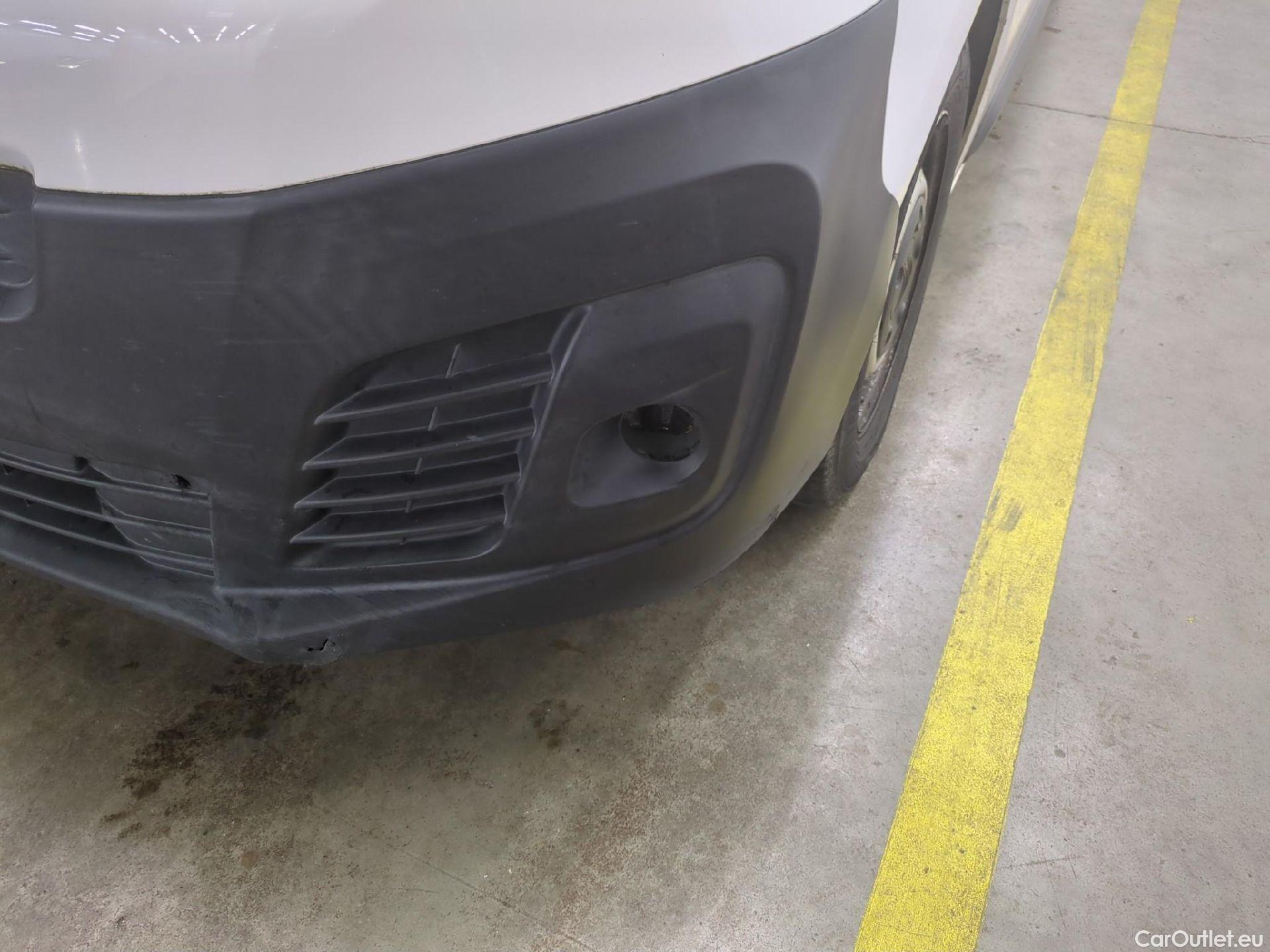  Citroen  Jumpy  Fourgon Business M 1.6 BlueHDi 95CV BVM5 E6 #24