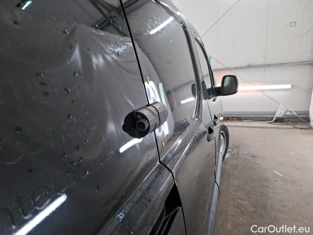  Citroen  Berlingo  Fourgon Club M 1000 1.5 BlueHDi 130CV BVA8 E6dT #4