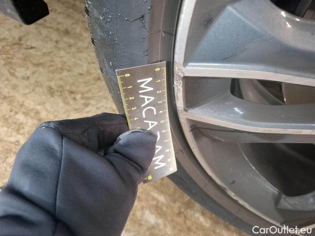  Bmw  Serie 1 Série 1 Berline 118 i Edition Sport 1.5 135CV BVA7 E6d #5