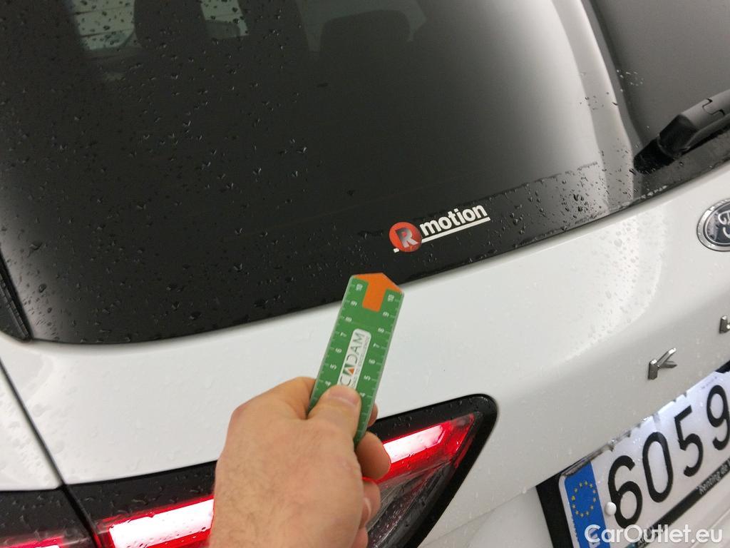  Ford  Kuga FORD  / 2019 / 5P / todoterreno Titanium 1.5T EcoBoost 88kW (120CV) #13