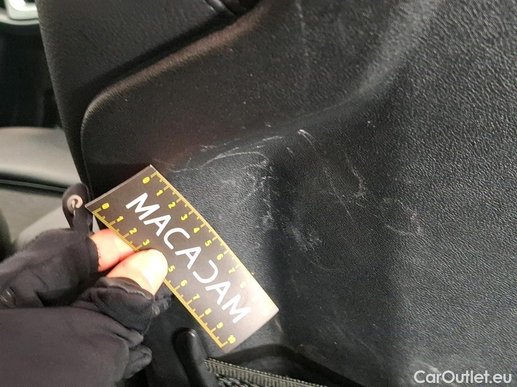  Bmw  Serie 1 Série 1 Berline 118 i Edition Sport 1.5 135CV BVA7 E6d #9