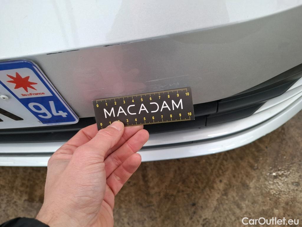  Volkswagen  Golf  VOLKSWAGEN / 2020 / 5P / Berline 2.0 TDI SCR 150 DSG7 LIFE PLUS #5