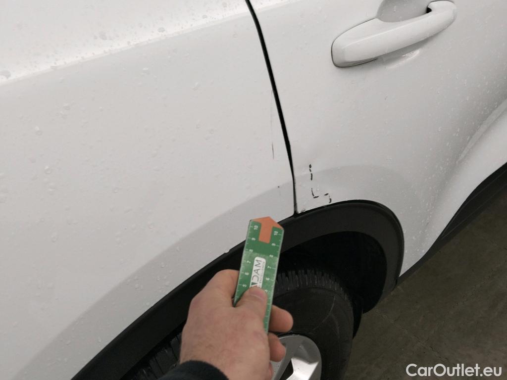  Ford  Kuga FORD  / 2019 / 5P / todoterreno Titanium 1.5T EcoBoost 88kW (120CV) #10