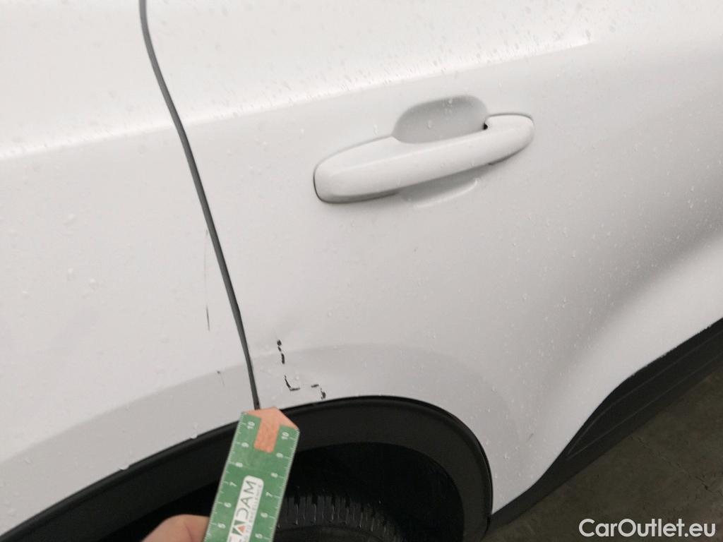  Ford  Kuga FORD  / 2019 / 5P / todoterreno Titanium 1.5T EcoBoost 88kW (120CV) #4