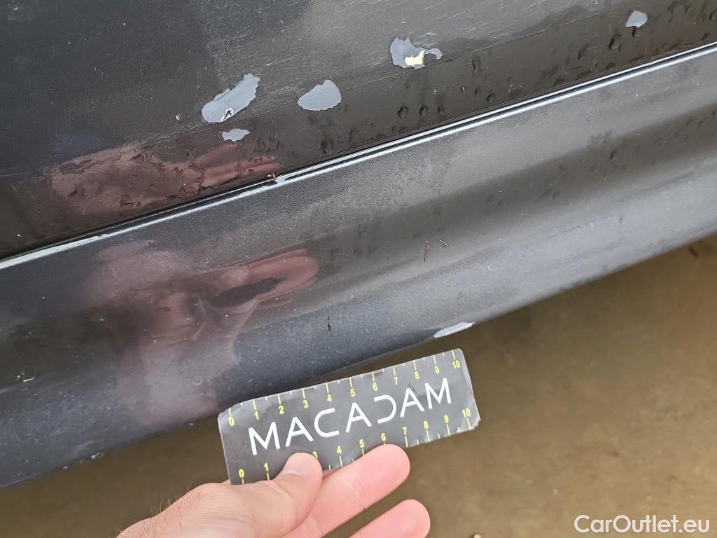  Bmw  Serie 1 BMW  / 2019 / 5P / berlina con portón 118i #32