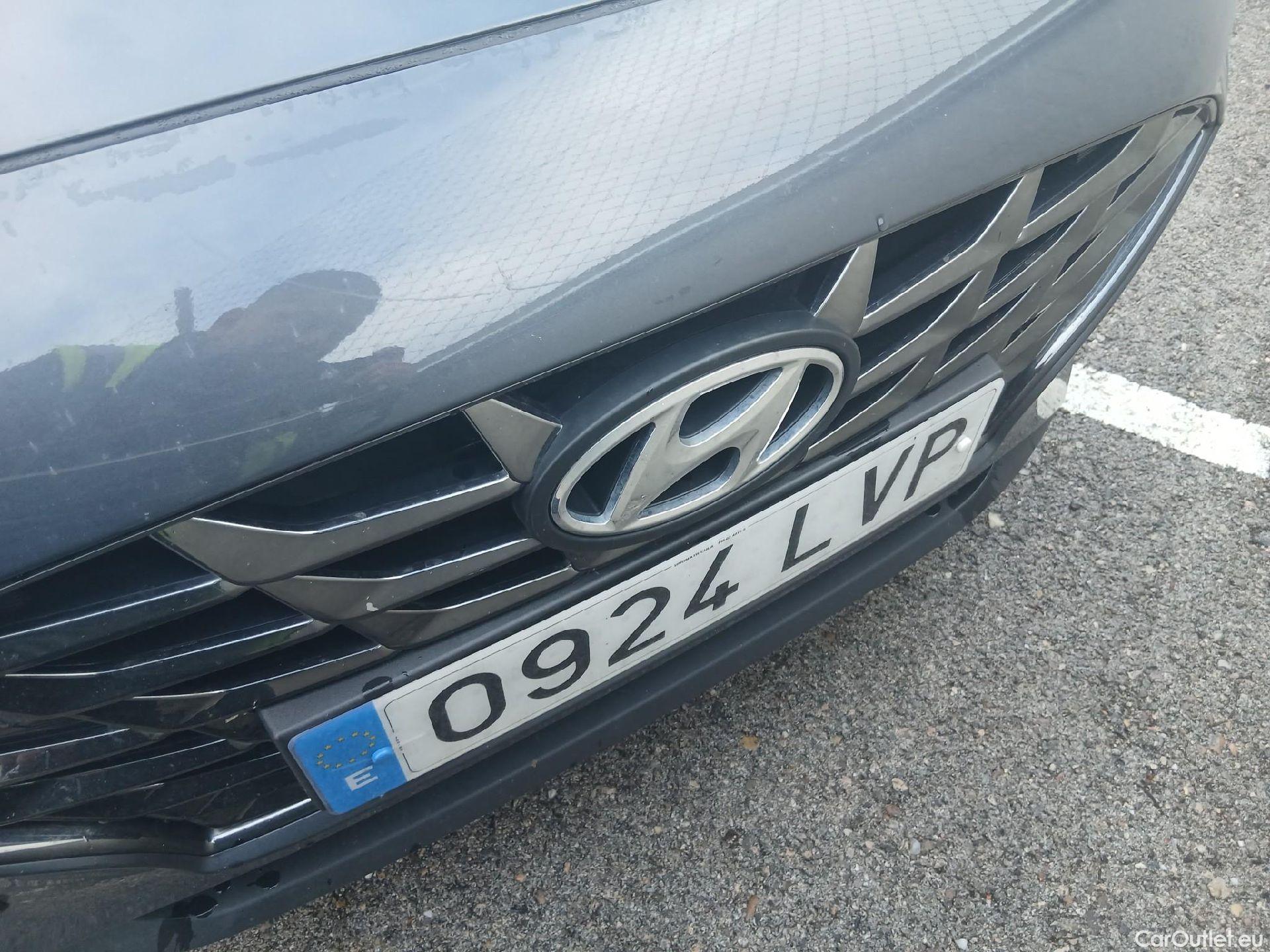  Hyundai  i30 HYUNDAI  / 2020 / 5P / berlina con portón 1.6 CRDI 85kW (116CV) Klass LRR #8