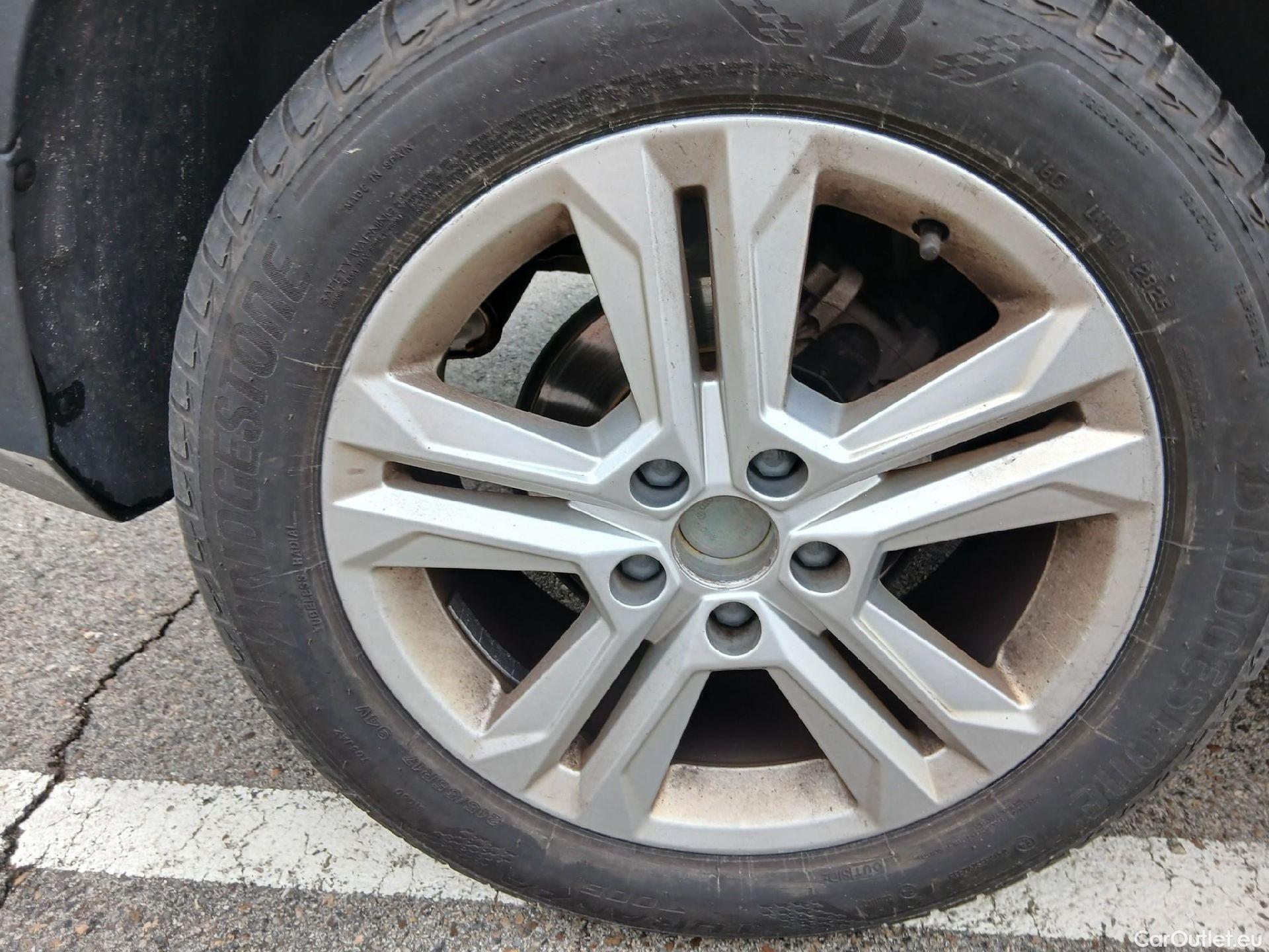  Audi  Q2 AUDI  / 2020 / 5P / todoterreno Advanced 35 TFSI 110kW (150CV) S tronic (AC) #50