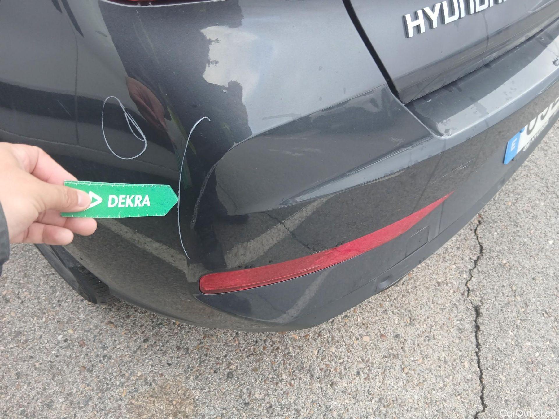  Hyundai  i30 HYUNDAI  / 2020 / 5P / berlina con portón 1.6 CRDI 85kW (116CV) Klass LRR #20