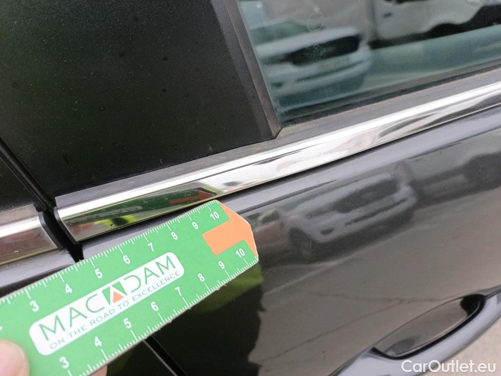  Mazda  3 MAZDA Mazda / 2019 / 5P / berlina con portón 2.0 SKYACTIV-X EVOLUTION #26