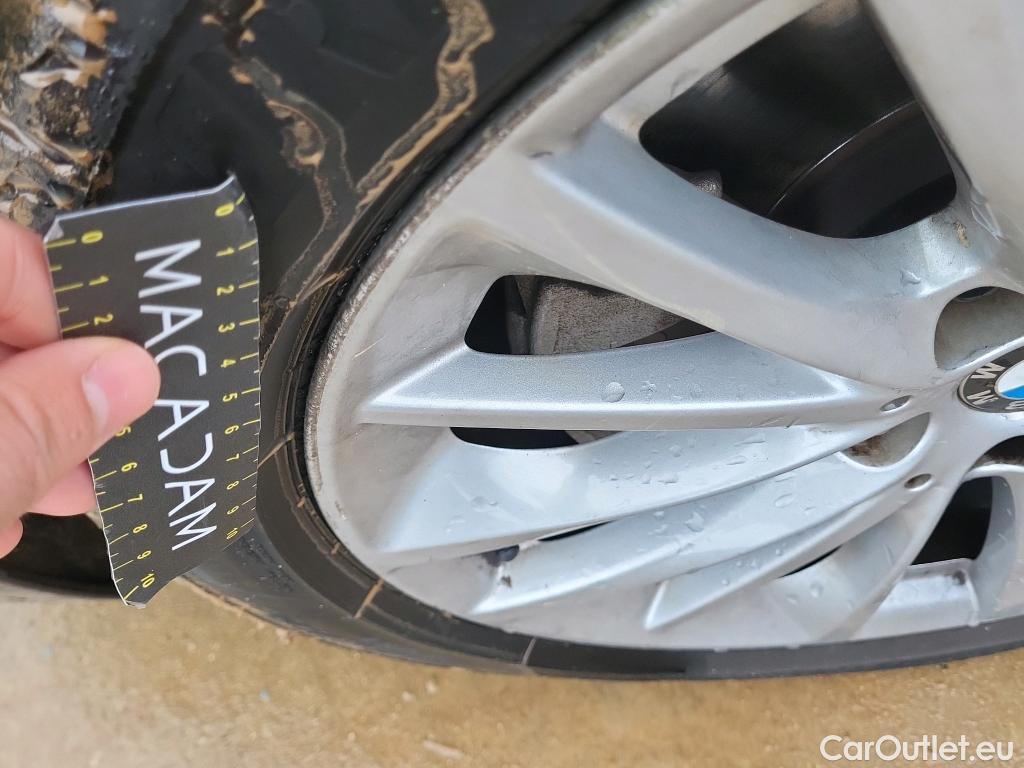  Bmw  Serie 1 BMW  / 2019 / 5P / berlina con portón 118i #23