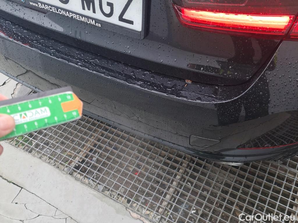  Land Rover  Discovery BMW Serie 3 / 2022 / 4P / sedán 320d Auto. #7