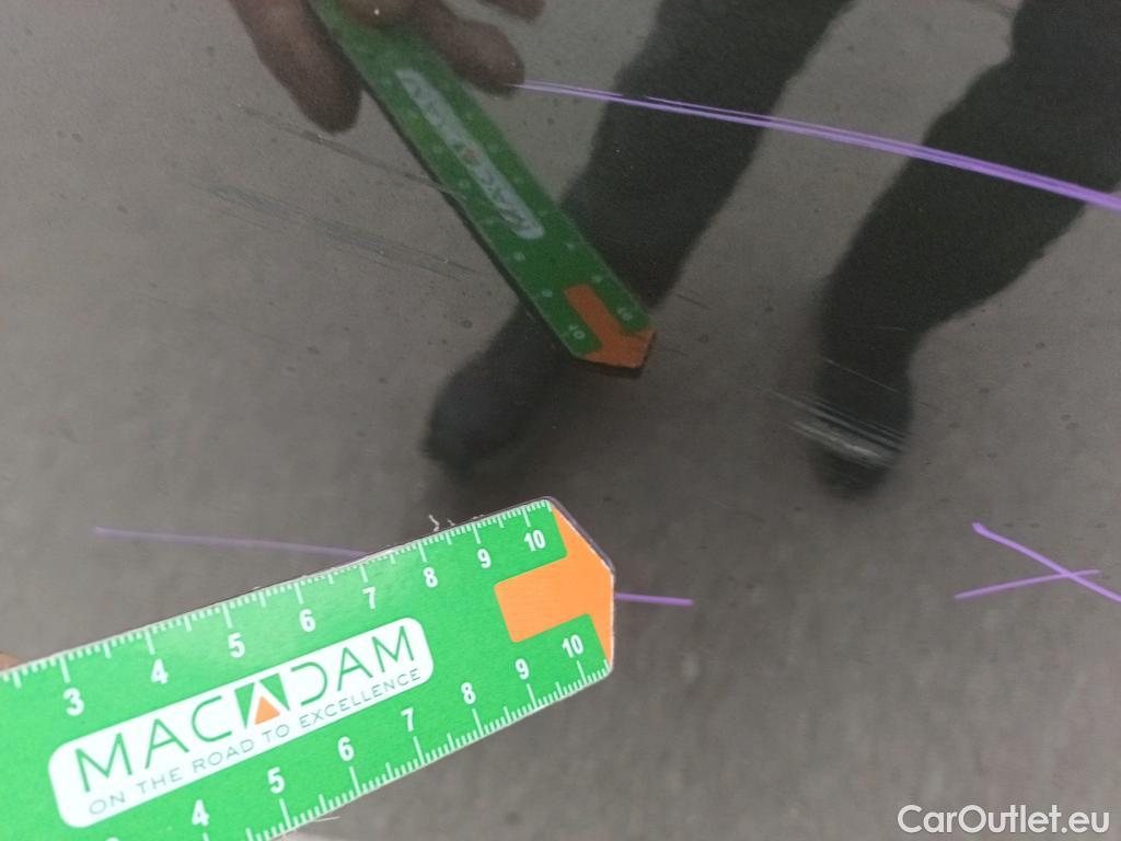  Mazda  3 MAZDA Mazda / 2019 / 5P / berlina con portón 2.0 SKYACTIV-X EVOLUTION #6