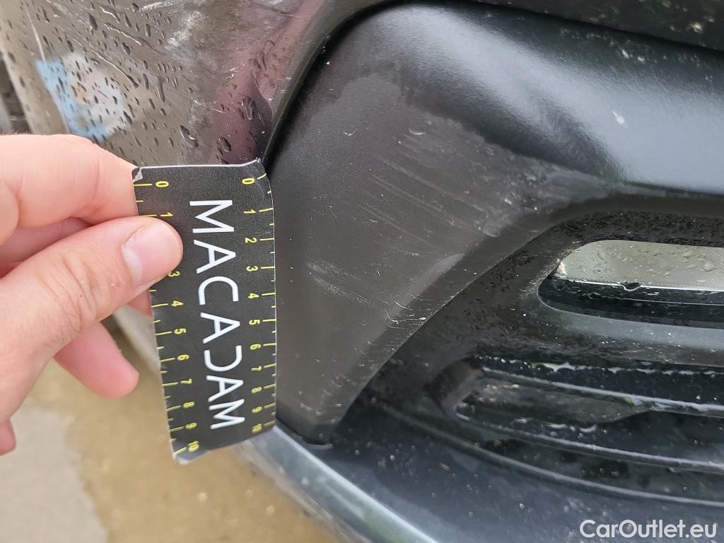  Bmw  Serie 1 BMW  / 2019 / 5P / berlina con portón 118i #40