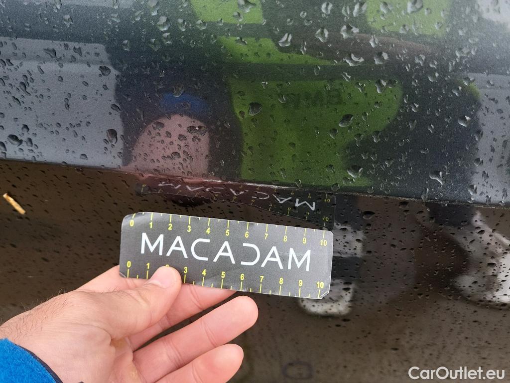  Bmw  Serie 1 BMW  / 2019 / 5P / berlina con portón 118i #17