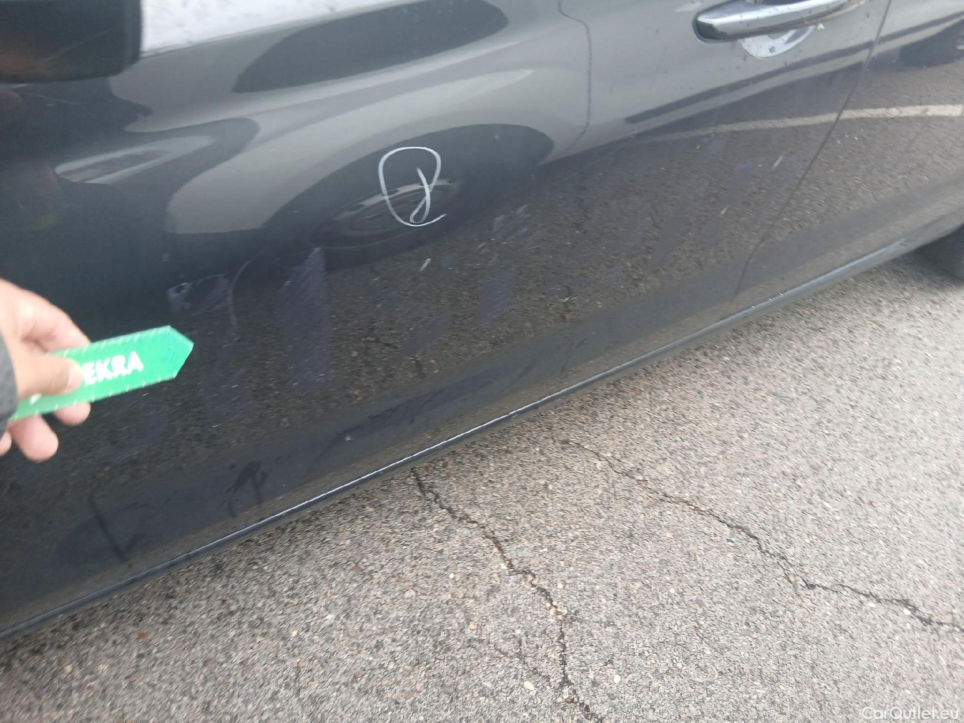  Hyundai  i30 HYUNDAI  / 2020 / 5P / berlina con portón 1.6 CRDI 85kW (116CV) Klass LRR #16