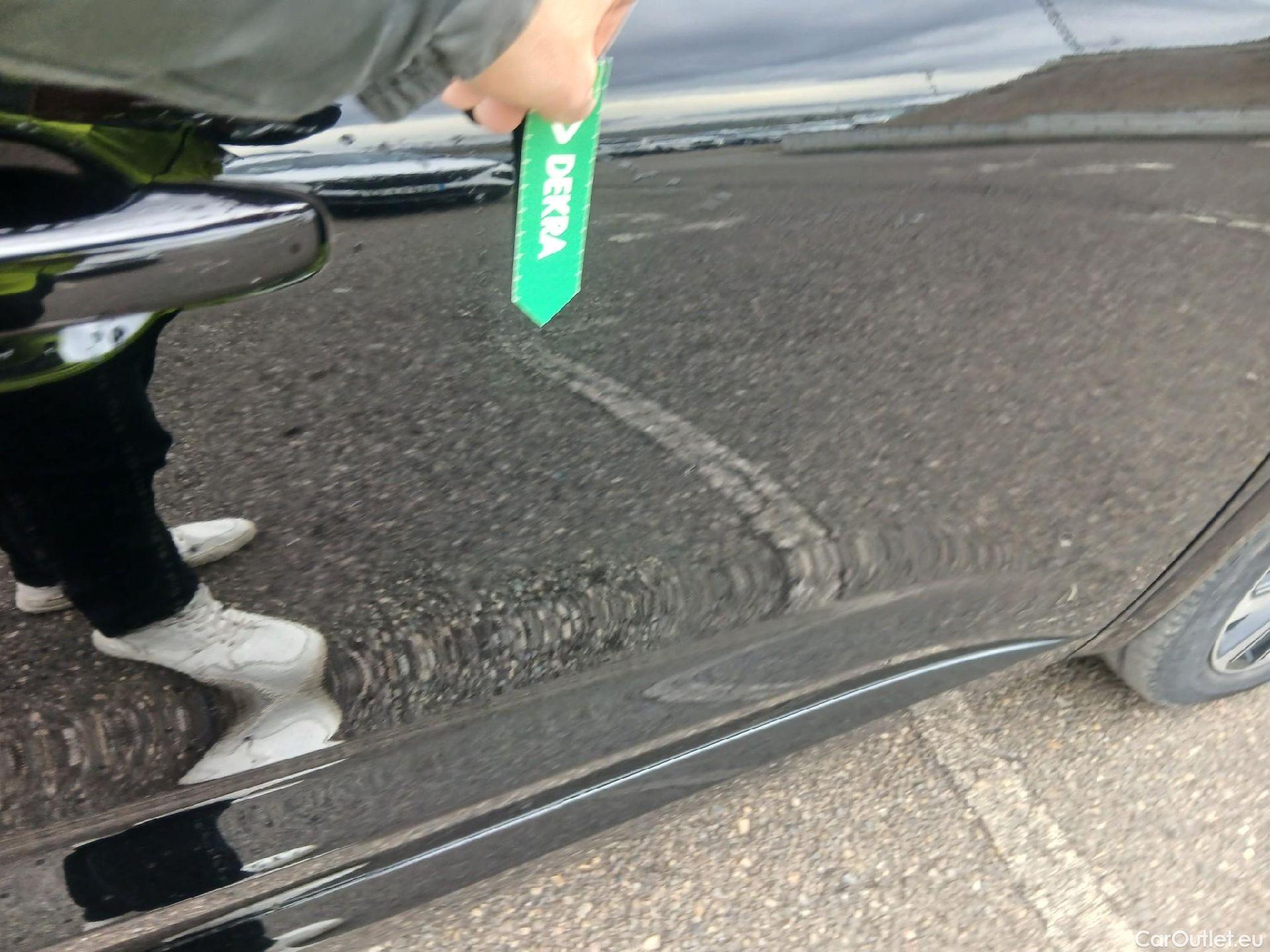  Renault  Espace  VI Techno E-Tech Hybrid 1.2 E-TECH Hybrid 200CV ATV 7 Plazas 6E #26