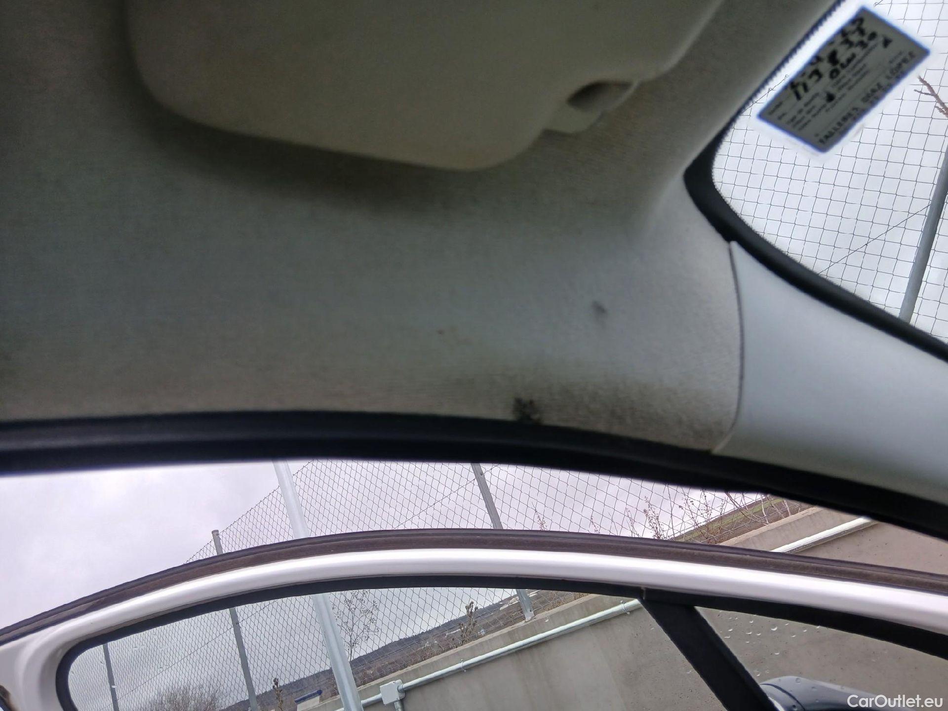  Peugeot  208 PEUGEOT  5p 1G berlina con portón 5P ACCESS 1.6 BlueHDi 55KW (75CV) #26