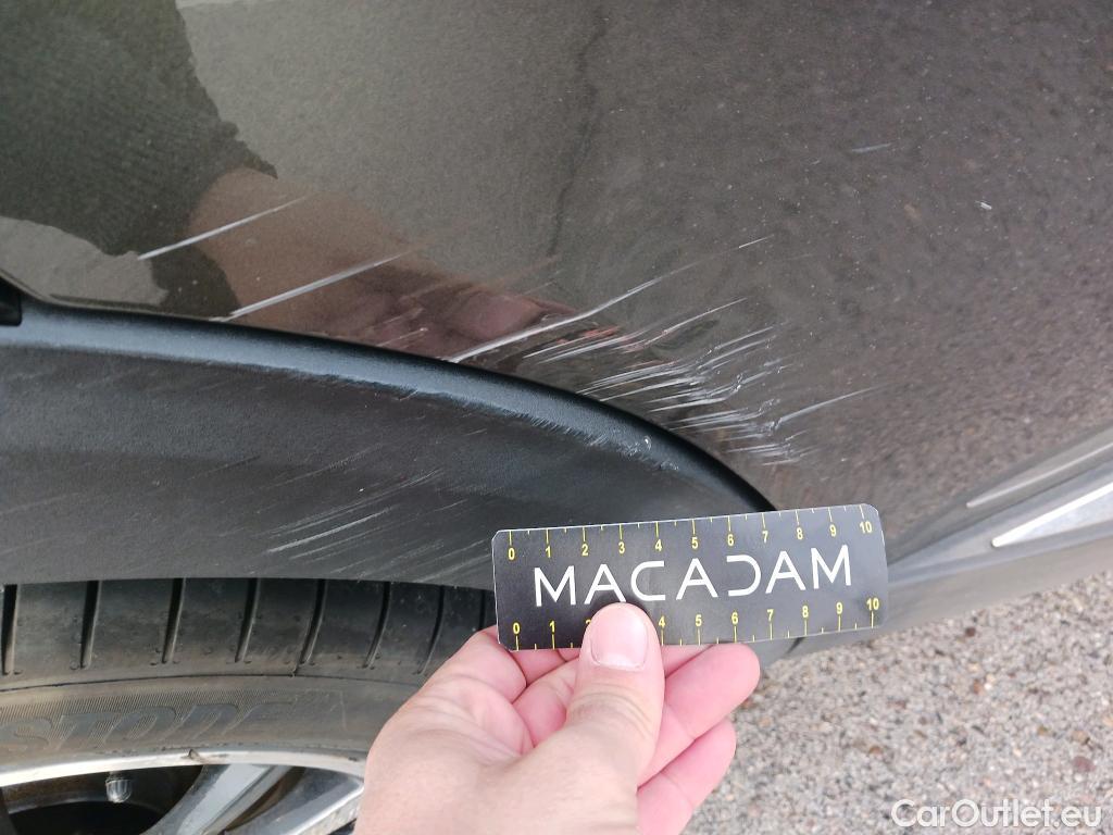  Peugeot  3008 PEUGEOT  Hybrid / 2016 / 5P / todoterreno 225 e-EAT8 Allure #19