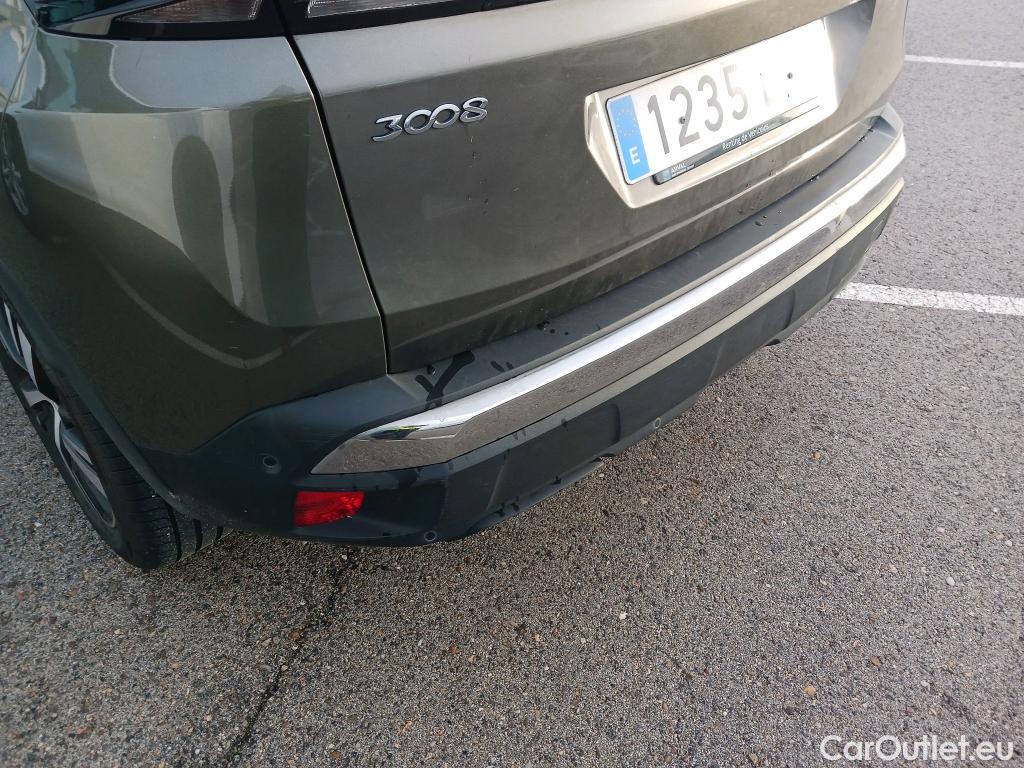  Peugeot  3008 PEUGEOT  Hybrid / 2016 / 5P / todoterreno 225 e-EAT8 Allure #33