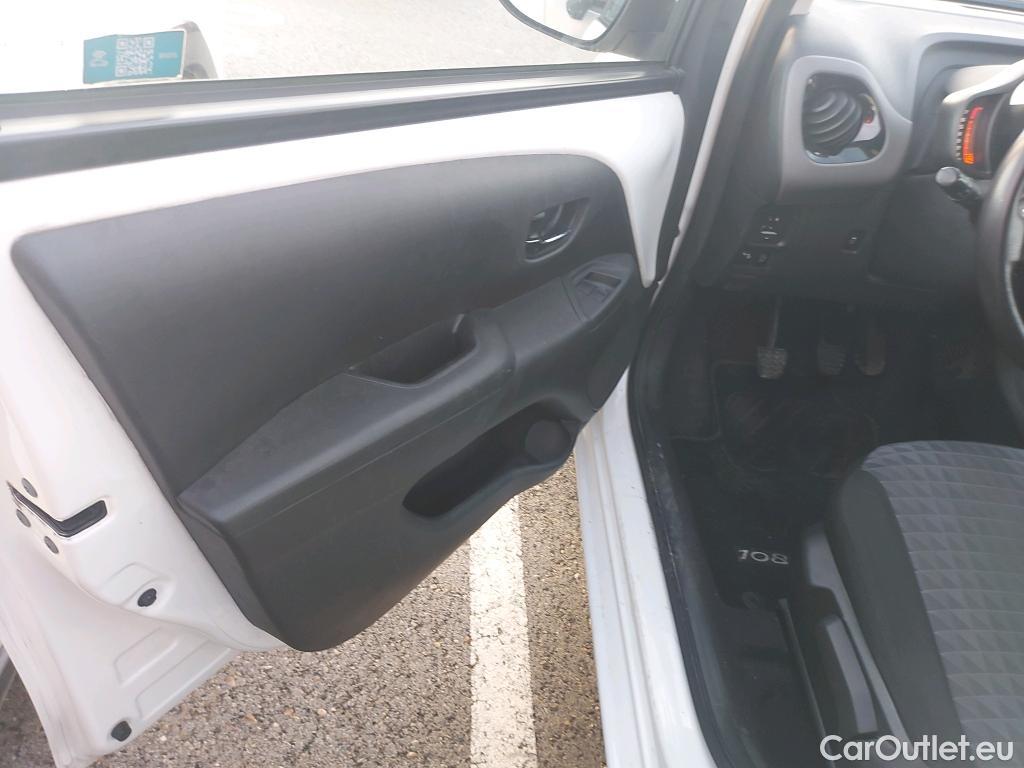  Peugeot  108 PEUGEOT  / 2014 / 5P / minicoche Allure VTi 52kW (72CV) #7