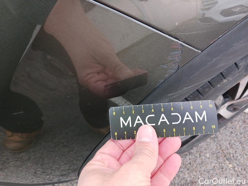  Peugeot  3008 PEUGEOT  Hybrid / 2016 / 5P / todoterreno 225 e-EAT8 Allure #31