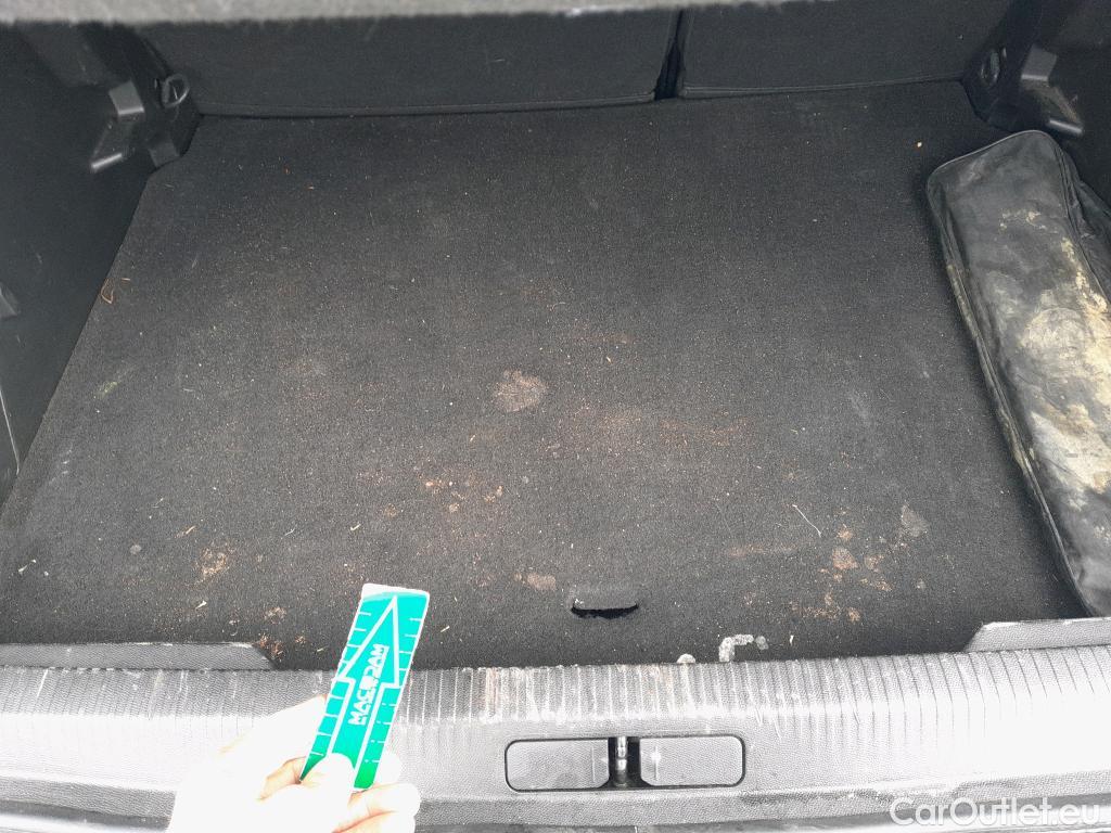  Peugeot  2008 PEUGEOT  / 2019 / 5P / todoterreno Active Pack Puretech 100 S&S BVM6 #7