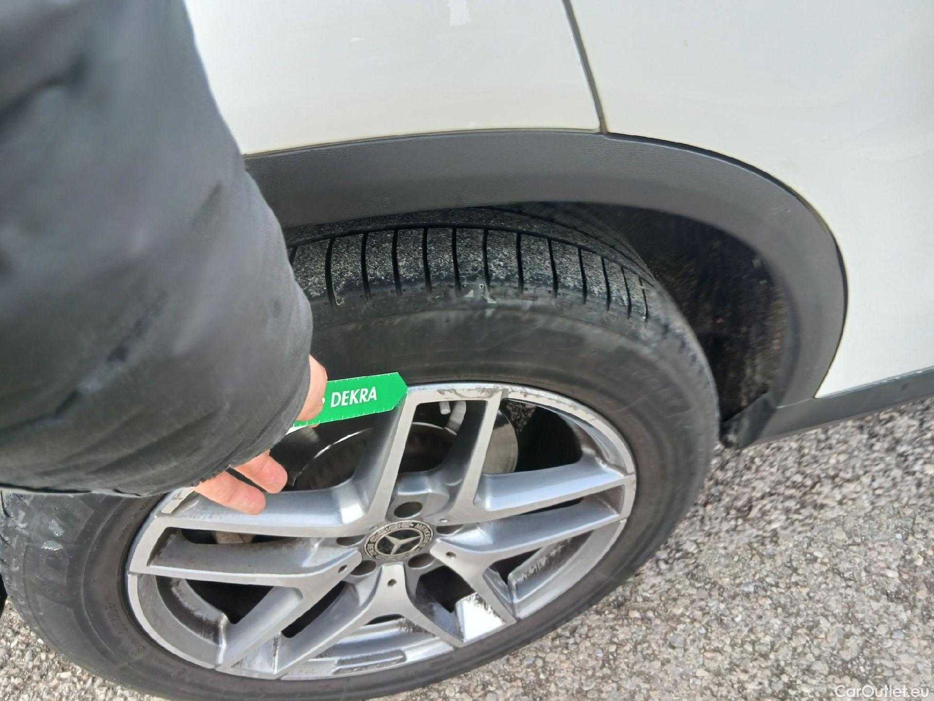  Mercedes  G-Klasee MERCEDES-BENZ Clase GLC / 2015 / 5P / todoterreno GLC 220 d 4MATIC #17