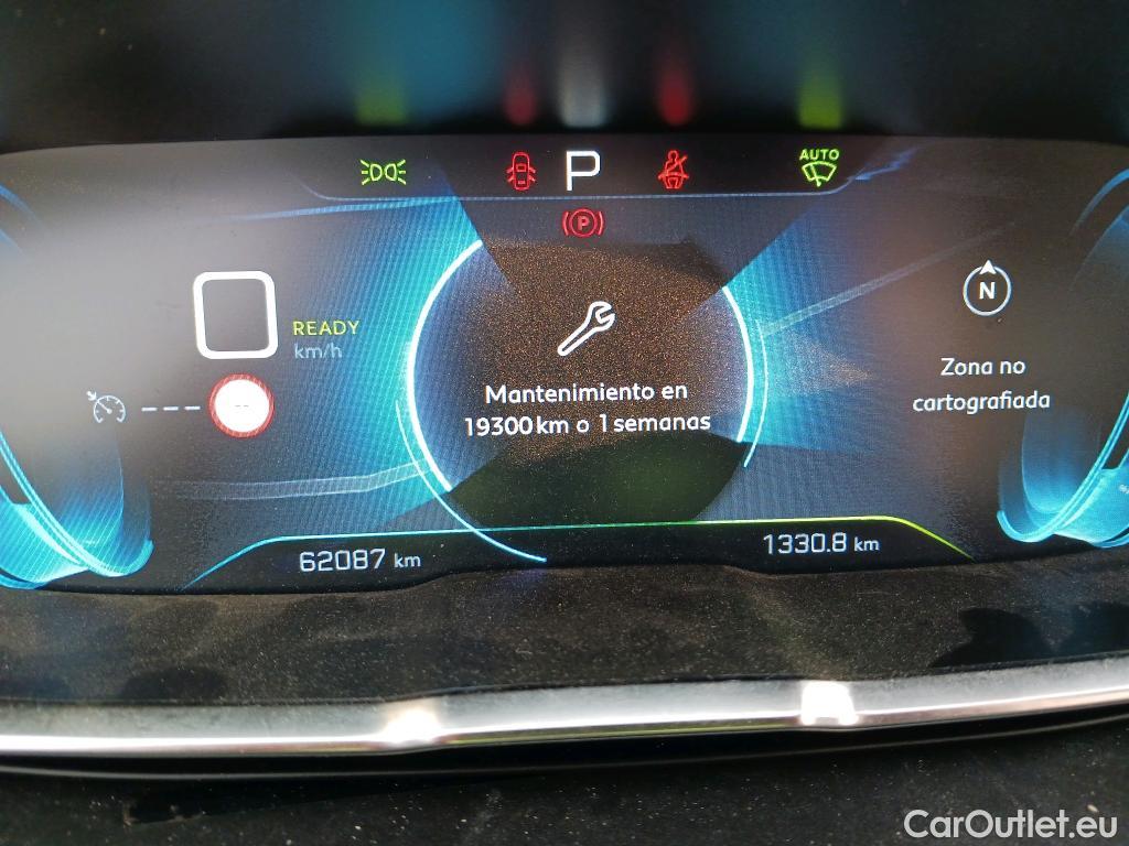  Peugeot  3008 PEUGEOT  Hybrid / 2016 / 5P / todoterreno 225 e-EAT8 Allure #46