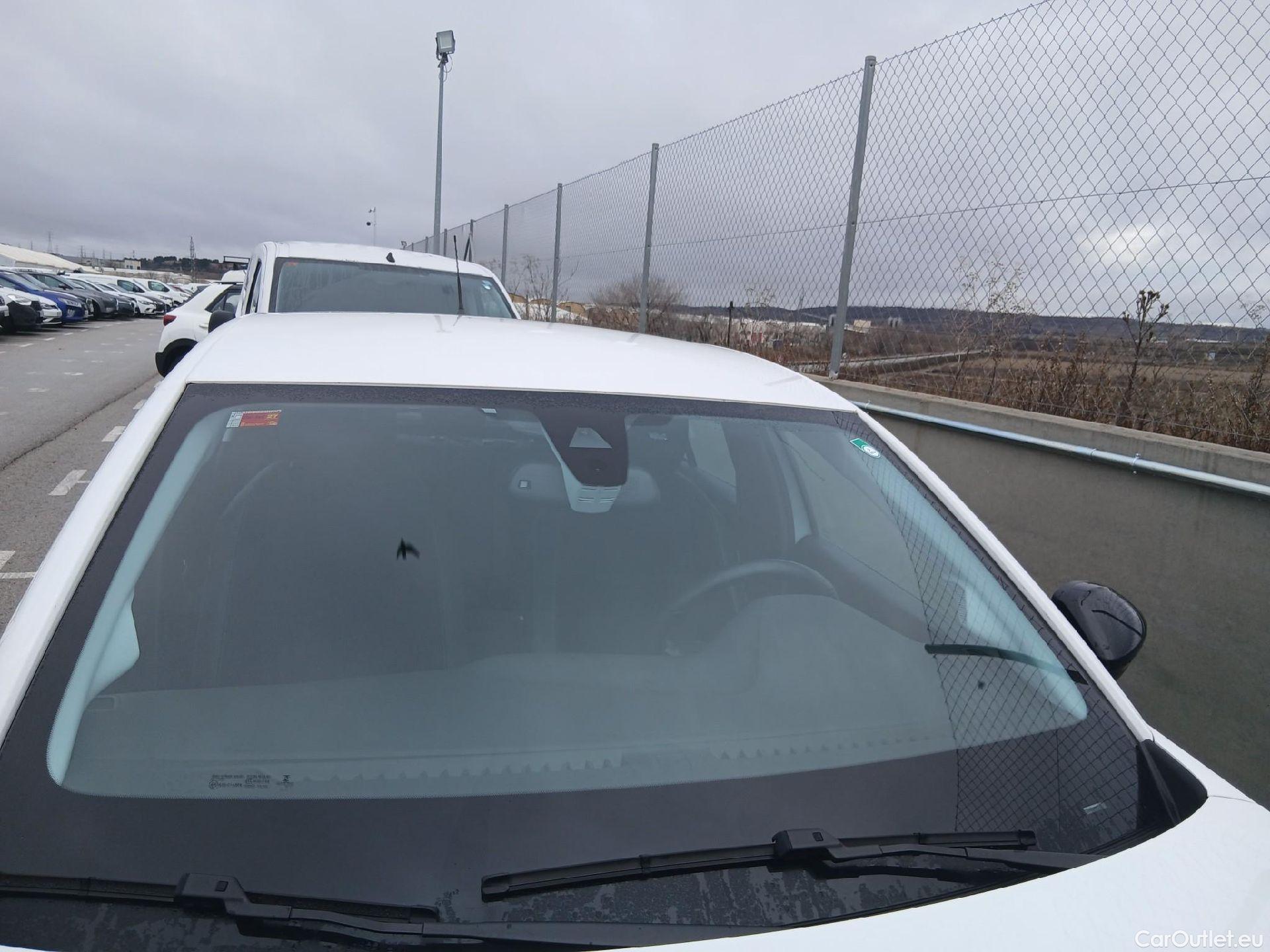  Opel  Corsa OPEL  1.2T XHL 74kW (100CV) Elegance #6