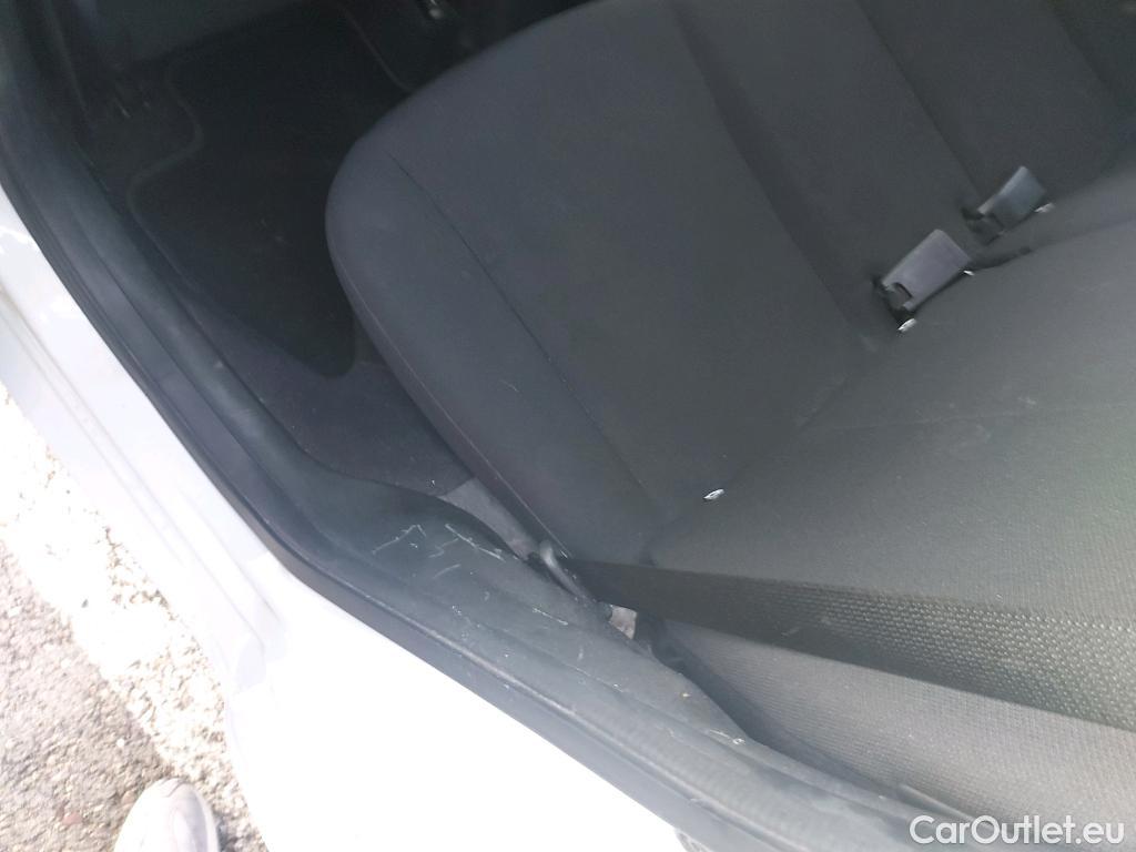  Peugeot  108 PEUGEOT  / 2014 / 5P / minicoche Allure VTi 52kW (72CV) #17