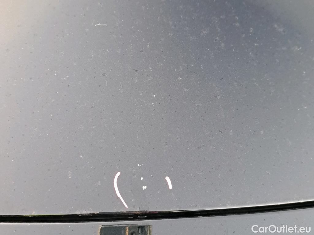  Mercedes  A-Klasse MERCEDES-BENZ Clase A / 2018 / 5P / berlina con portón A 250 e #18