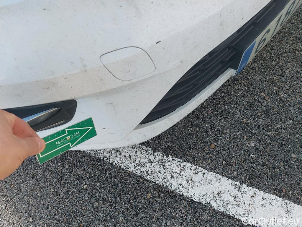  Renault  Clio RENAULT  / 2019 / 5P / berlina con portón Business TCe 74 kW (100CV) GLP #15