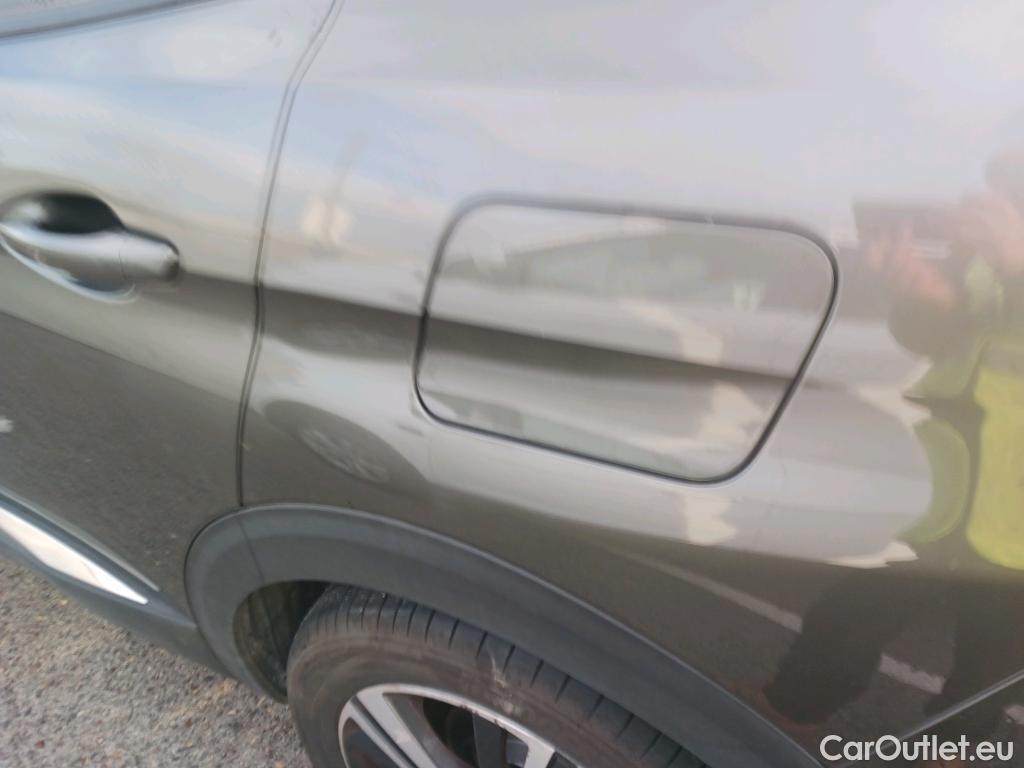  Peugeot  3008 PEUGEOT  Hybrid / 2016 / 5P / todoterreno 225 e-EAT8 Allure #49