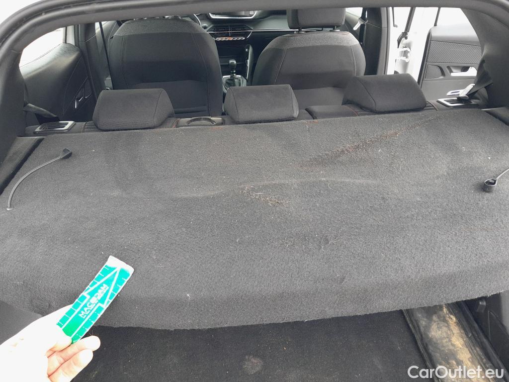  Peugeot  2008 PEUGEOT  / 2019 / 5P / todoterreno Active Pack Puretech 100 S&S BVM6 #8