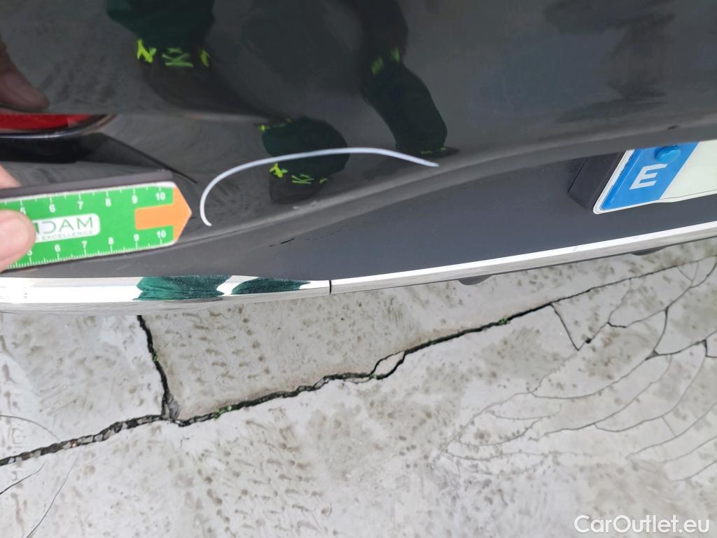  Mercedes  G-Klasee MERCEDES-BENZ GLC Coupé / 2019 / 5P / coupé GLC 200 d 4MATIC #13