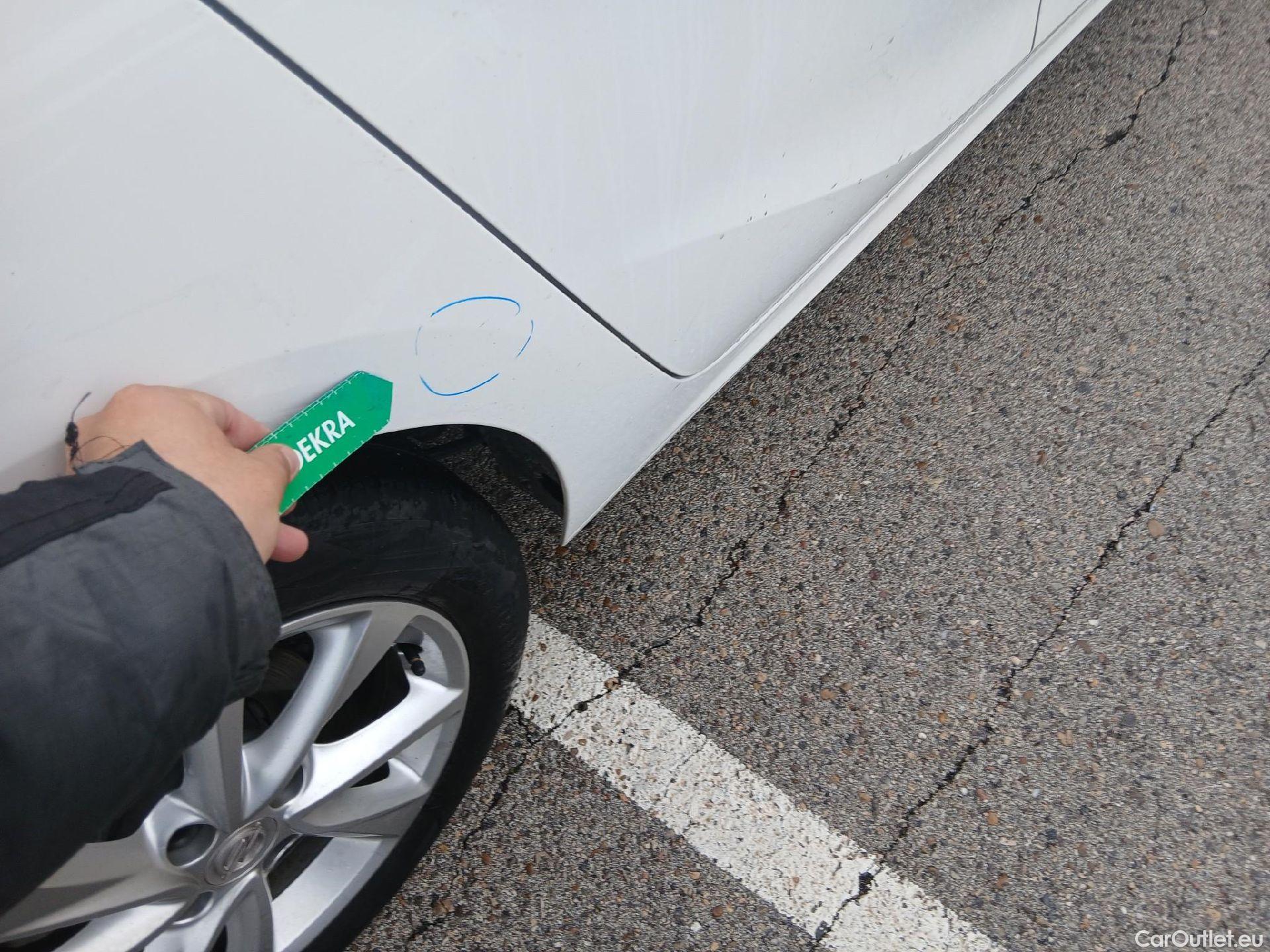  Opel  Corsa OPEL  1.2T XHL 74kW (100CV) Elegance #13