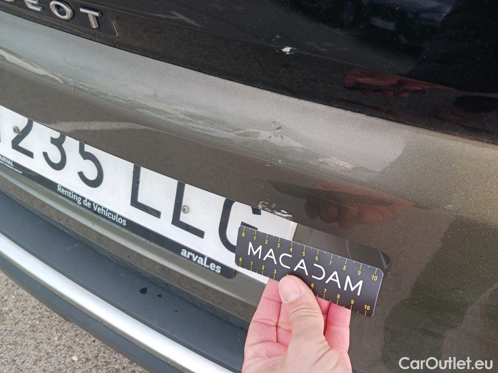  Peugeot  3008 PEUGEOT  Hybrid / 2016 / 5P / todoterreno 225 e-EAT8 Allure #7