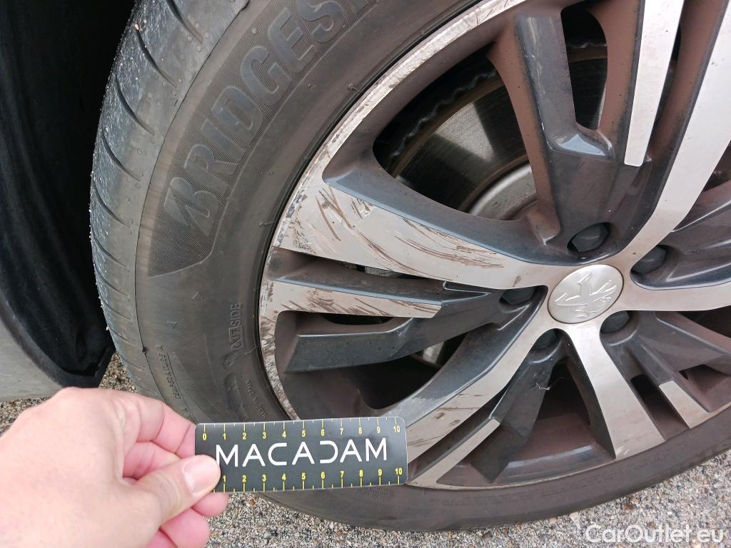  Peugeot  3008 PEUGEOT  Hybrid / 2016 / 5P / todoterreno 225 e-EAT8 Allure #11