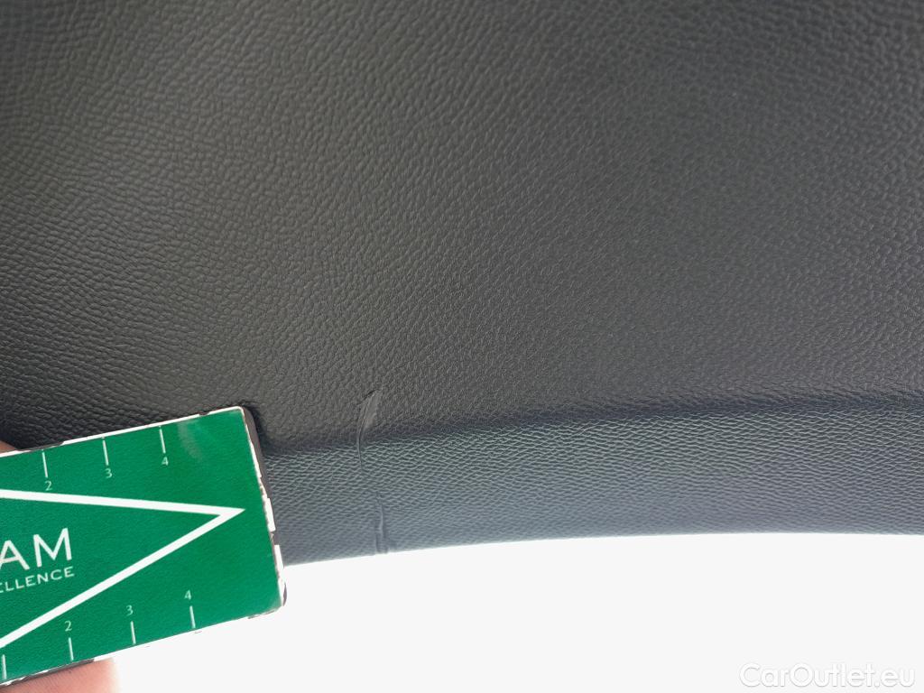  Peugeot  2008 PEUGEOT  / 2019 / 5P / todoterreno Active Pack Puretech 100 S&S BVM6 #12