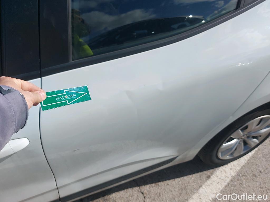  Renault  Clio RENAULT  / 2019 / 5P / berlina con portón Business TCe 74 kW (100CV) GLP #1