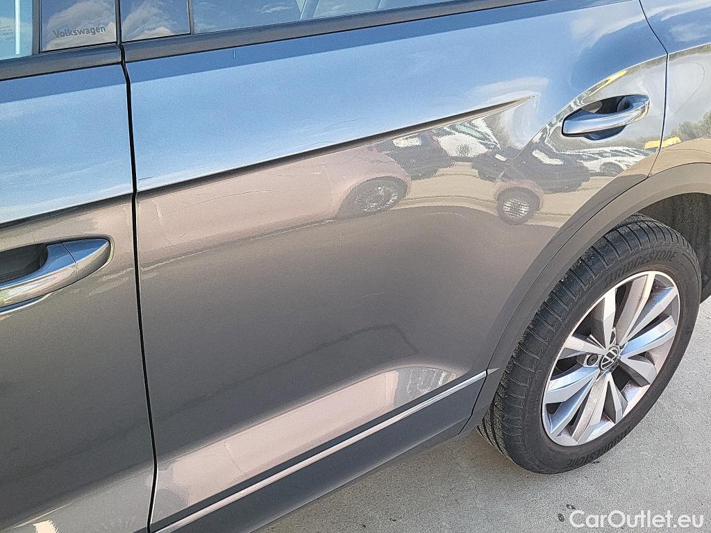  Volkswagen  T-ROC VOLKSWAGEN  / 2017 / 5P / todoterreno Advance R-Line 1.0 TSI 81kW (110CV) #7